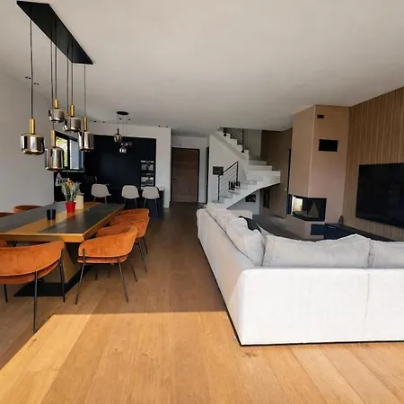 Superbe Moderne Au Calme Et Proche De La Villa Vallauris